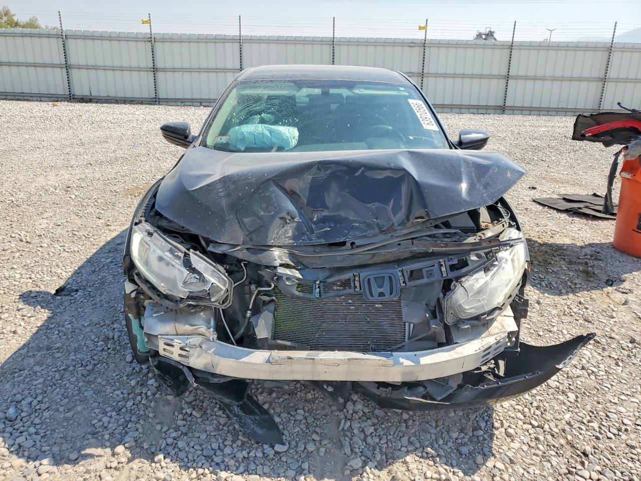 19XFC2F50HE228566 2017 HONDA CIVIC photo no. 5