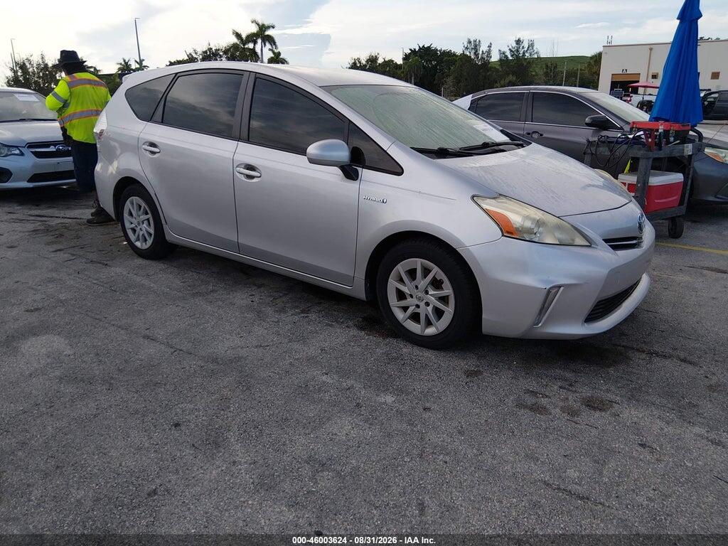 JTDZN3EU8D3286478 2013 TOYOTA PRIUS V photo no. 1
