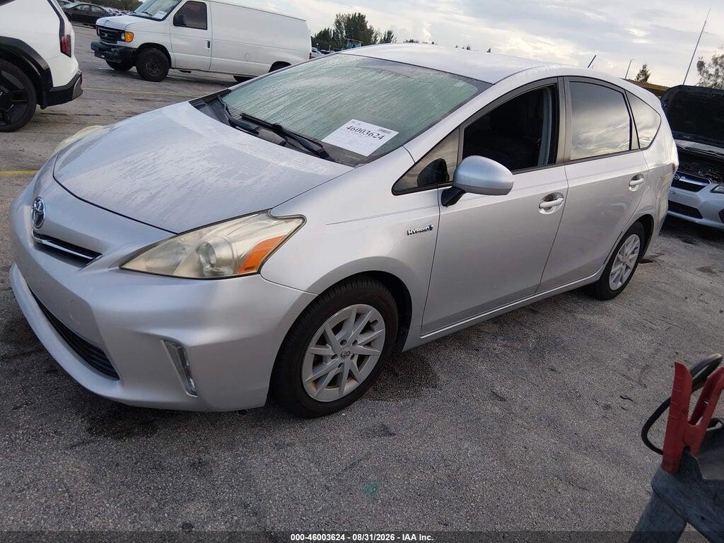 JTDZN3EU8D3286478 2013 TOYOTA PRIUS V photo no. 2