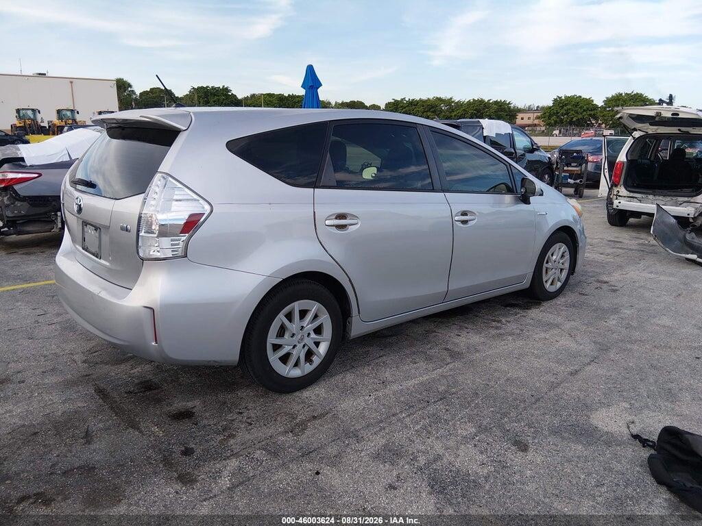 JTDZN3EU8D3286478 2013 TOYOTA PRIUS V photo no. 4
