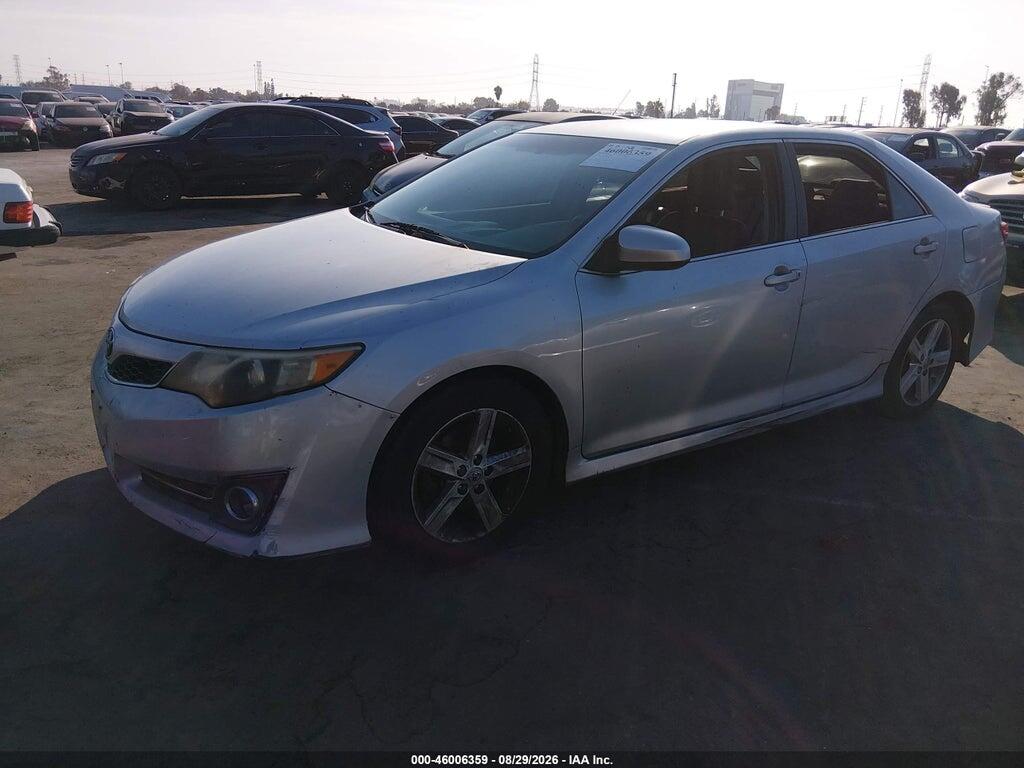4T1BF1FK8EU824328 2014 TOYOTA CAMRY photo no. 2