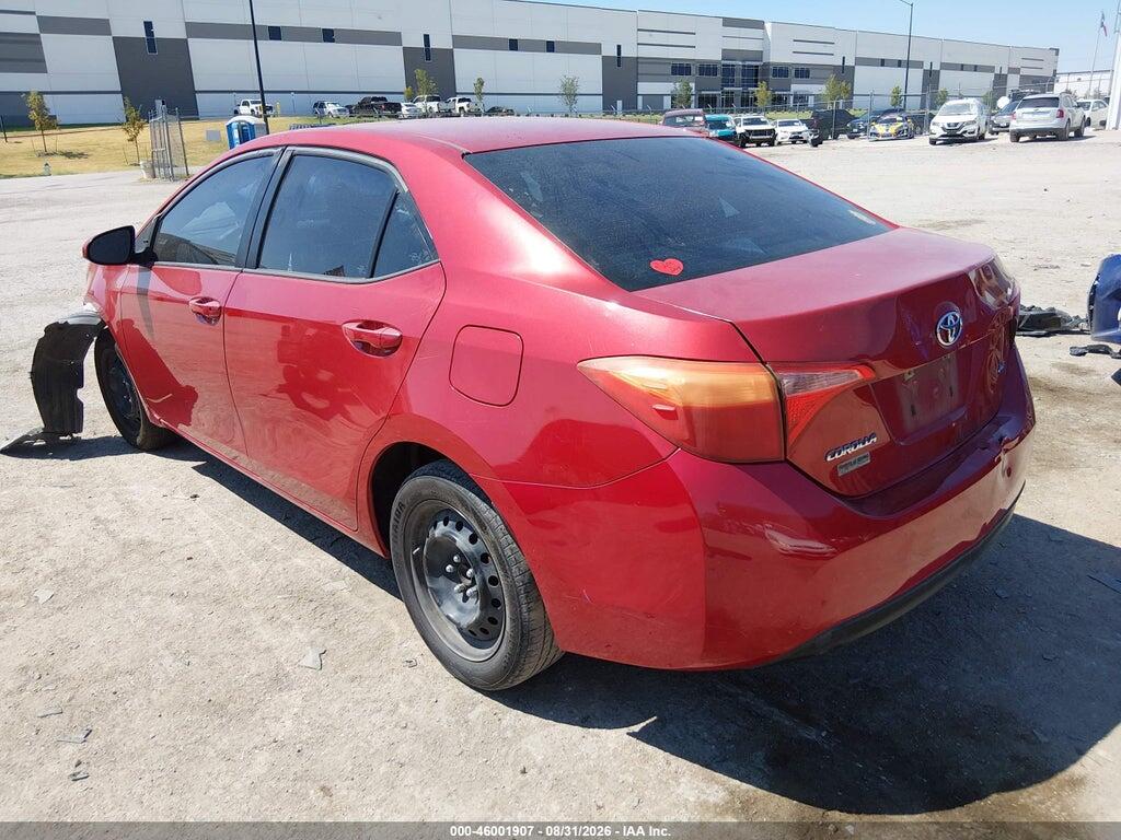 5YFBURHE1JP834531 2018 TOYOTA COROLLA photo no. 3