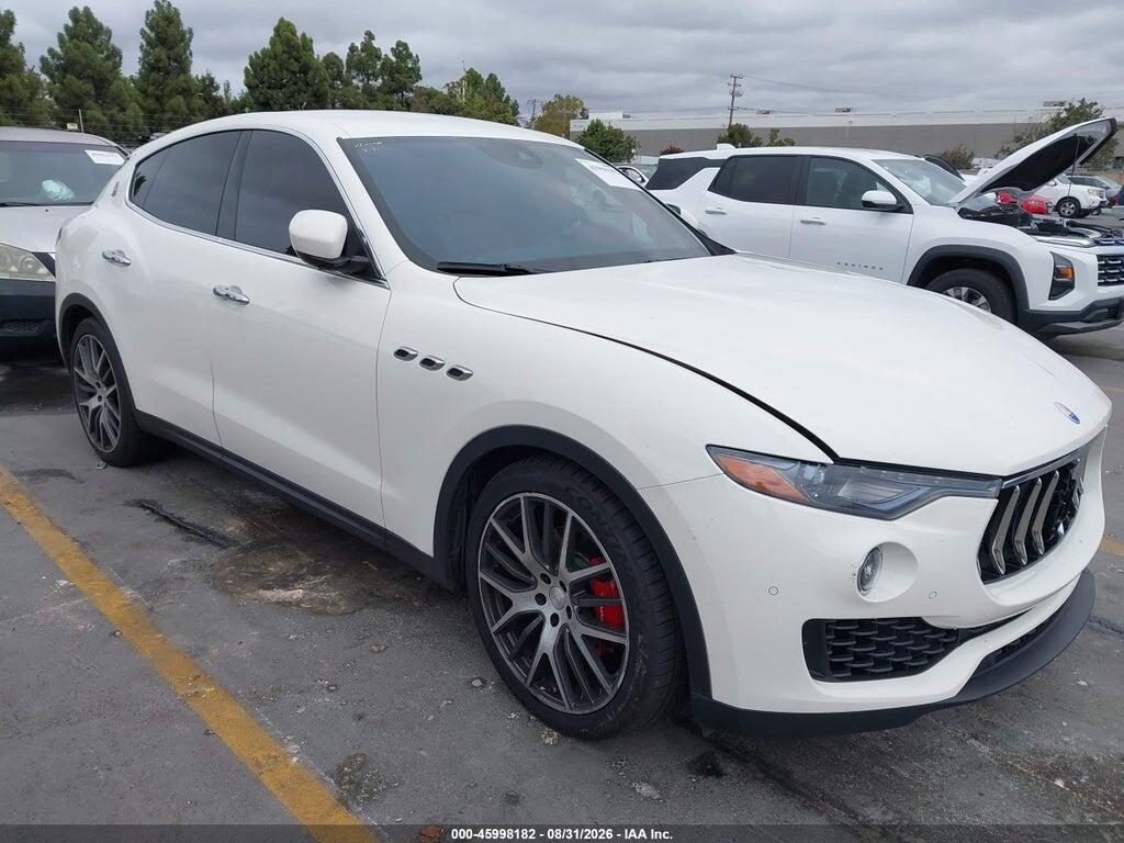 2017 MASERATI LEVANTE ZN661XUAXHX243822