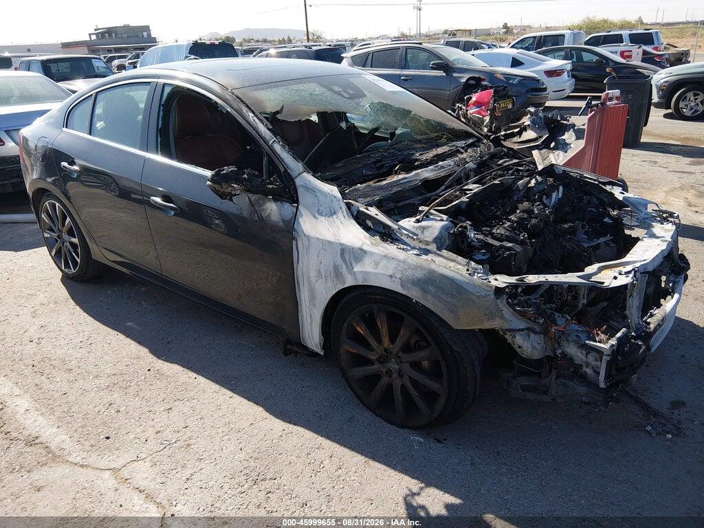 2015 VOLVO S60 YV149MFM1F1347665