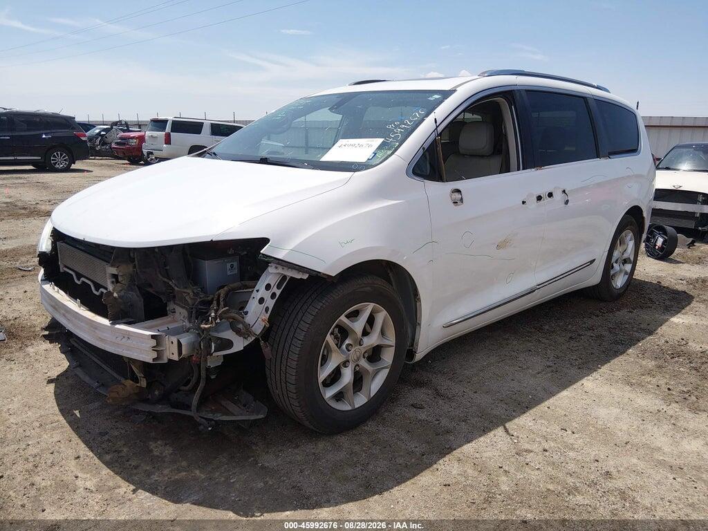 2C4RC1GG9LR130747 2020 CHRYSLER PACIFICA photo no. 2
