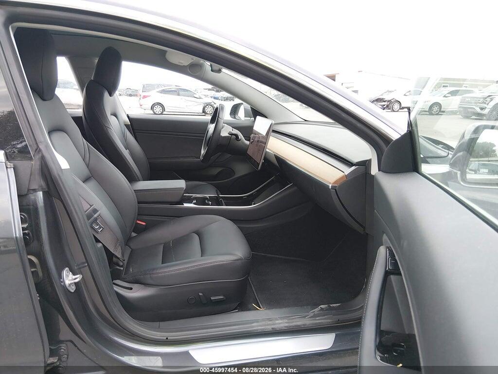5YJ3E1EA3JF123753 2018 TESLA MODEL 3 photo no. 5