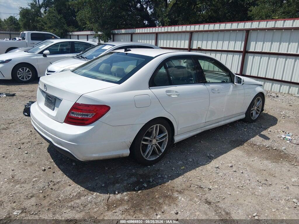 WDDGF4HB3DR258658 2013 MERCEDES-BENZ C 250 photo no. 4
