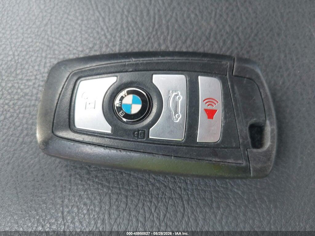 WBA8A3C33HA066908 2017 BMW 320I photo no. 11