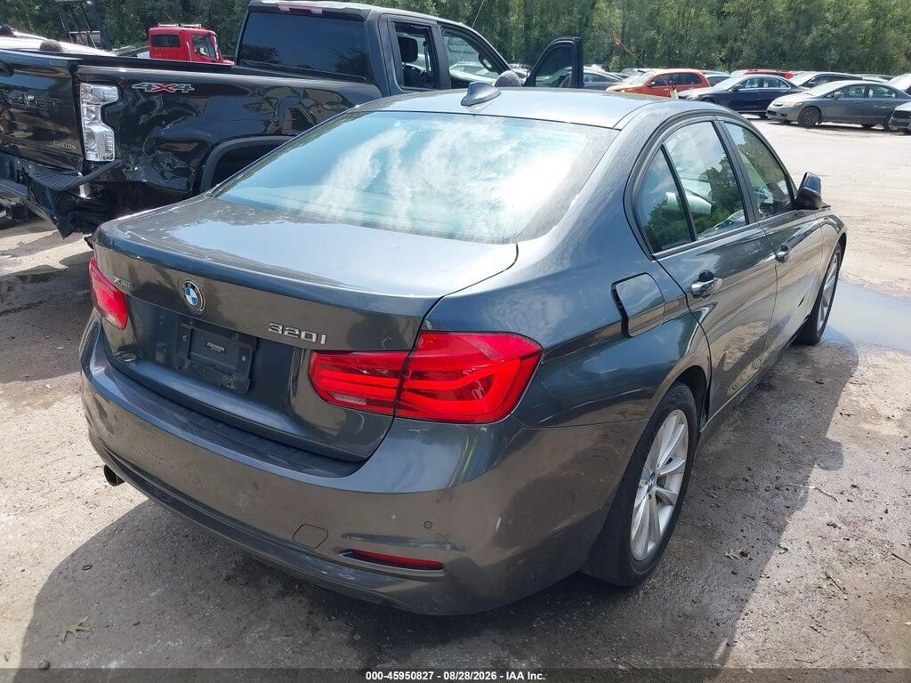 WBA8A3C33HA066908 2017 BMW 320I photo no. 4