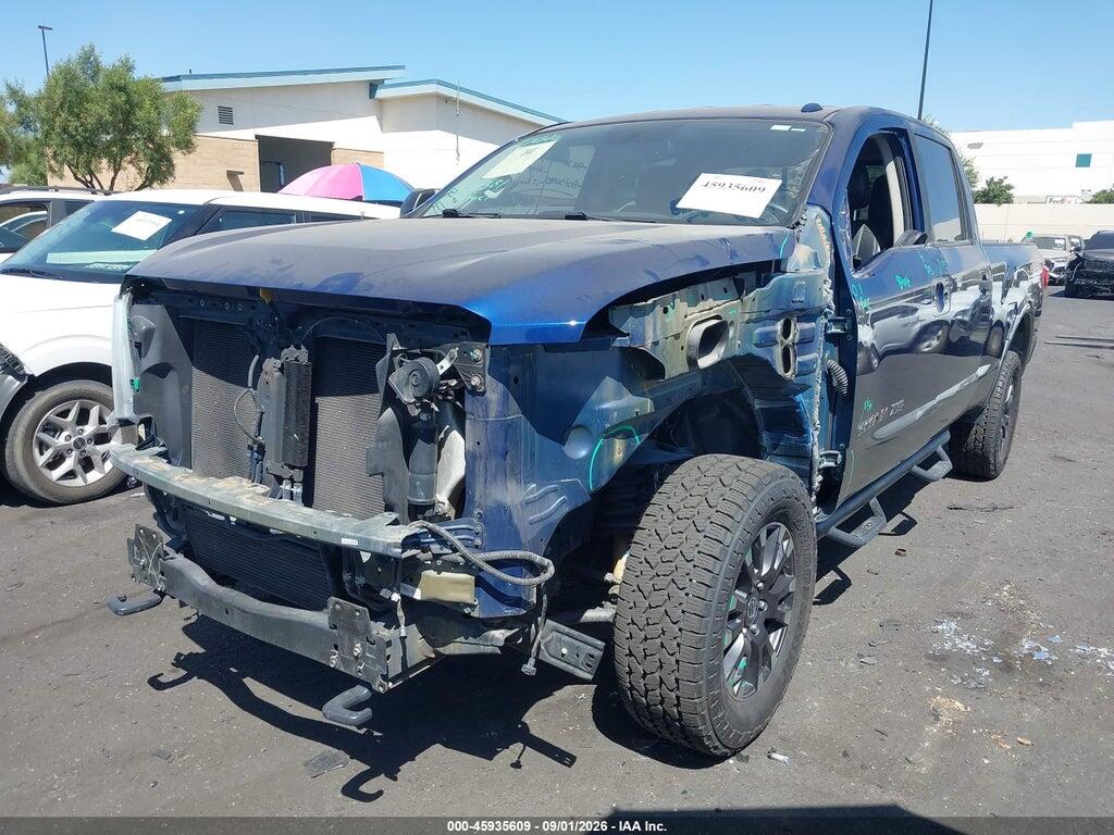 2016 NISSAN TITAN XD PRO-4X — Фото 2 из 16