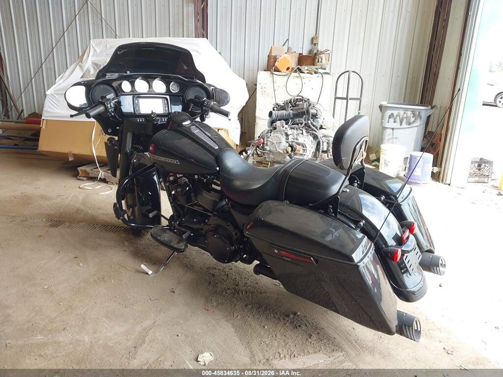 1HD1KRC15JB682806 2018 HARLEY-DAVIDSON FLHXS photo no. 3