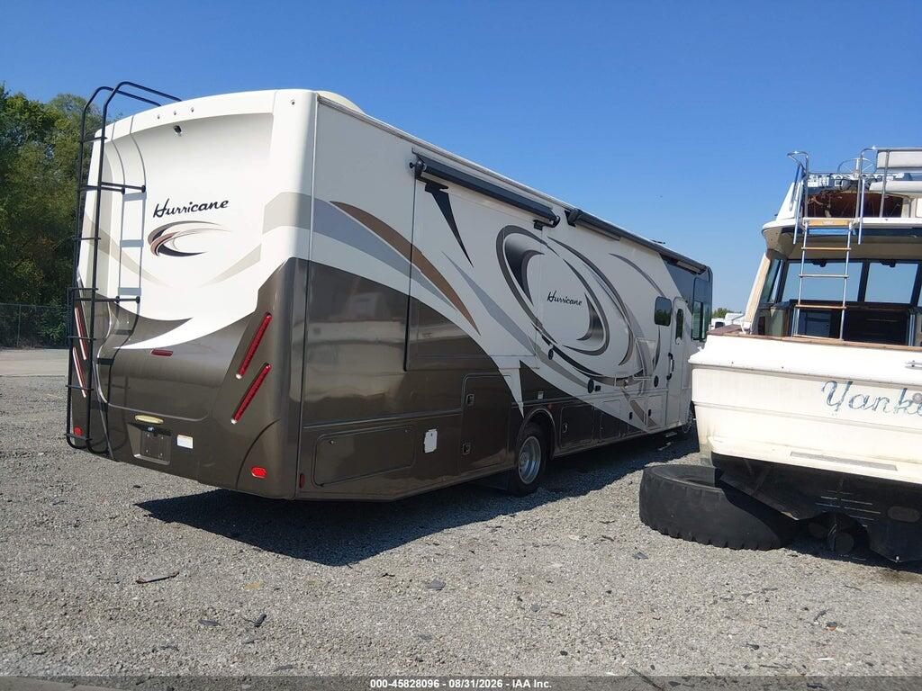 1F66F5DY8J0A08129 2018 FORD F53 photo no. 4