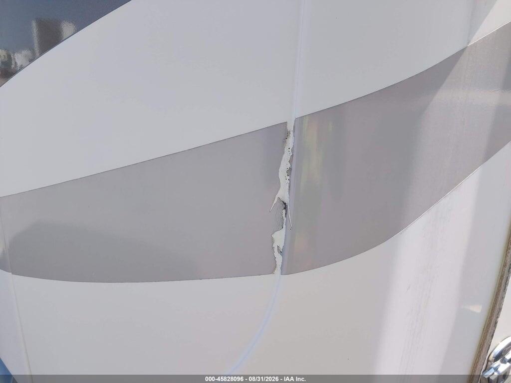 1F66F5DY8J0A08129 2018 FORD F53 photo no. 6