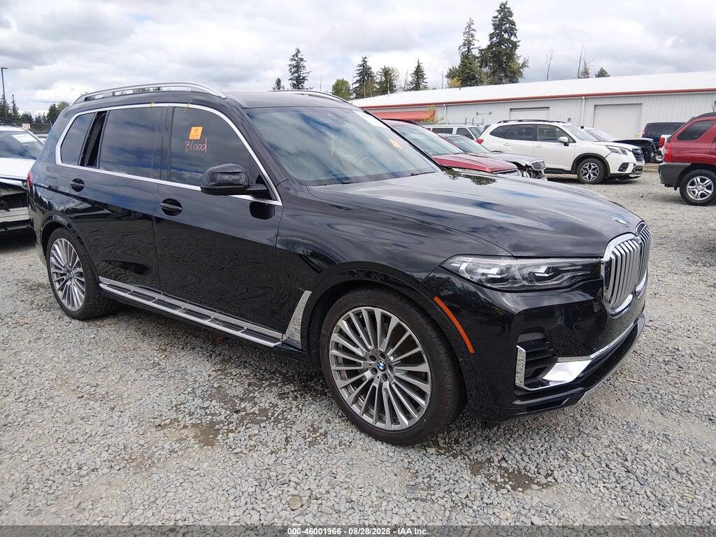 2021 BMW X7 5UXCW2C09M9F34894
