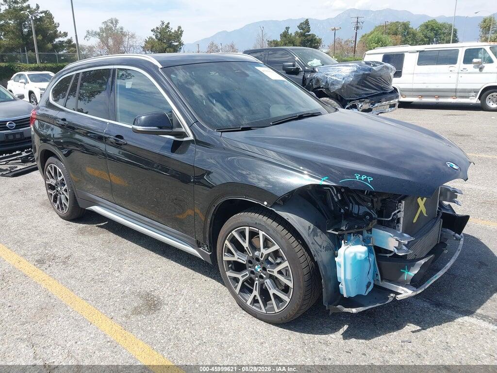 2021 BMW X1 WBXJG7C03M5T30652