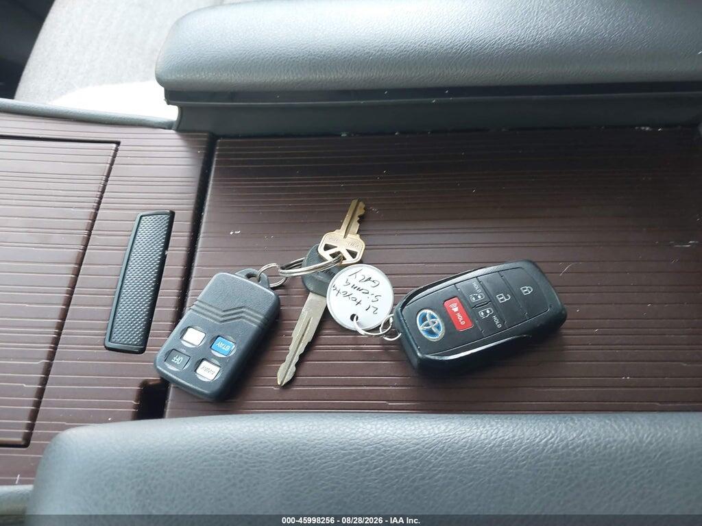 5TDKRKEC0MS037517 2021 TOYOTA SIENNA photo no. 11