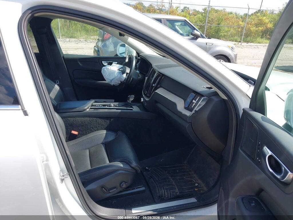 YV4102RL2M1882055 2021 VOLVO XC60 photo no. 5