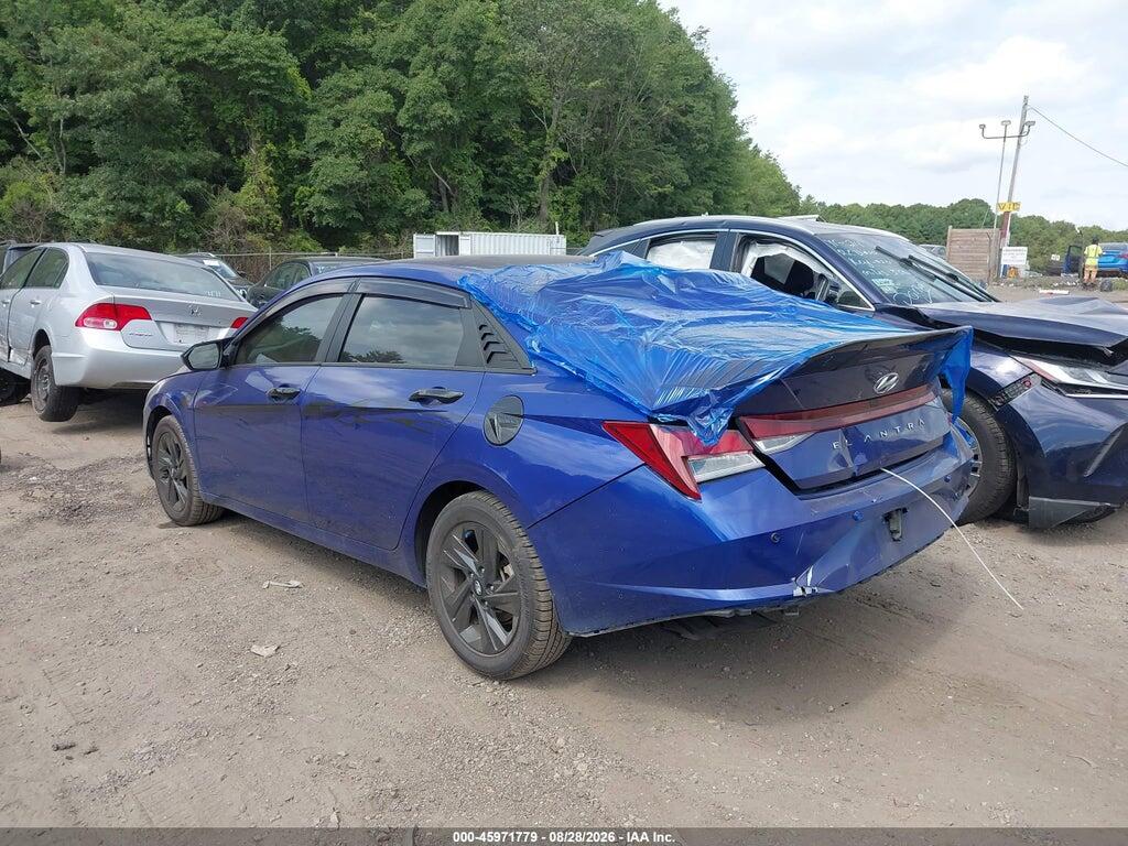 KMHLM4AG8PU587695 2023 HYUNDAI ELANTRA photo no. 3