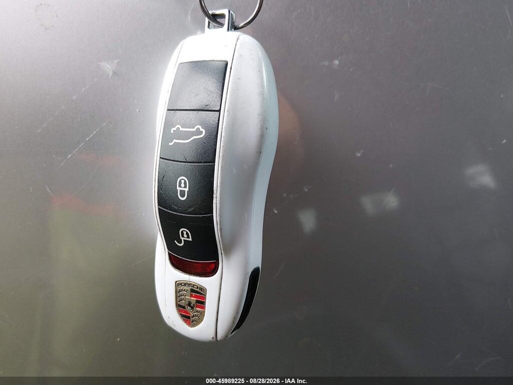 WP1AB2A2XCLA41201 2012 PORSCHE CAYENNE photo no. 11