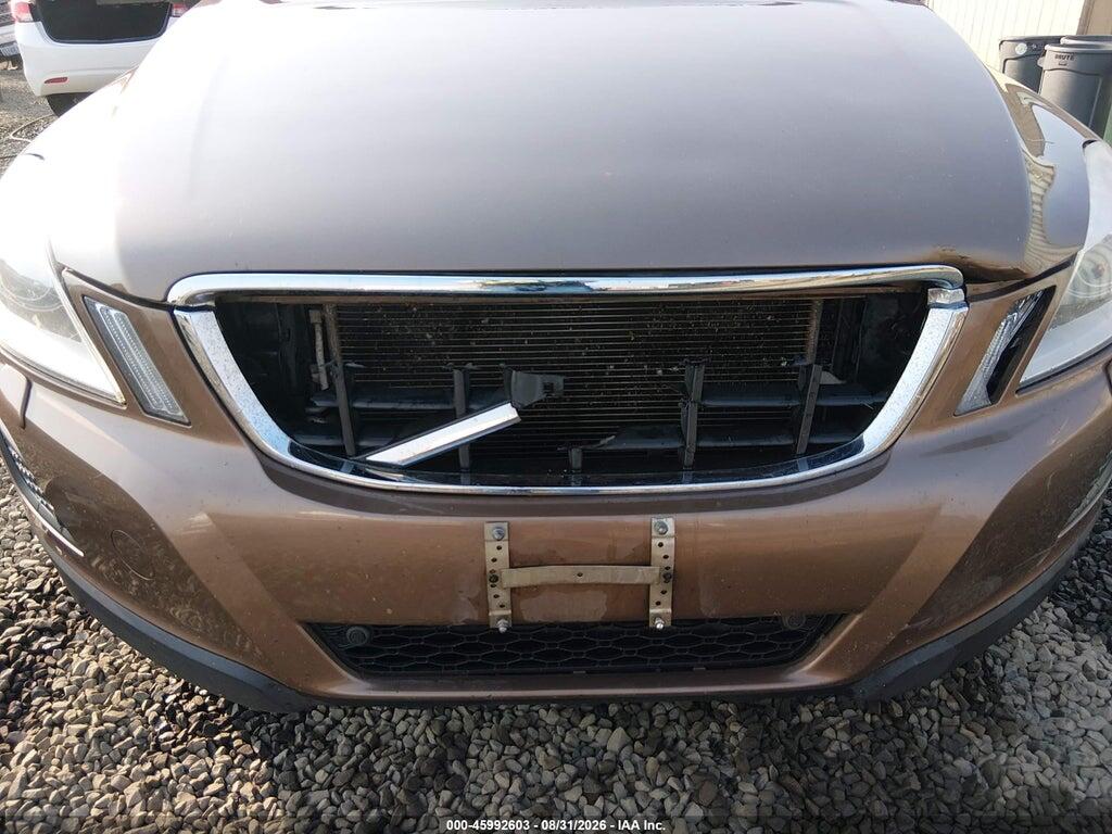 YV4902DZ8B2201886 2011 VOLVO XC60 photo no. 6