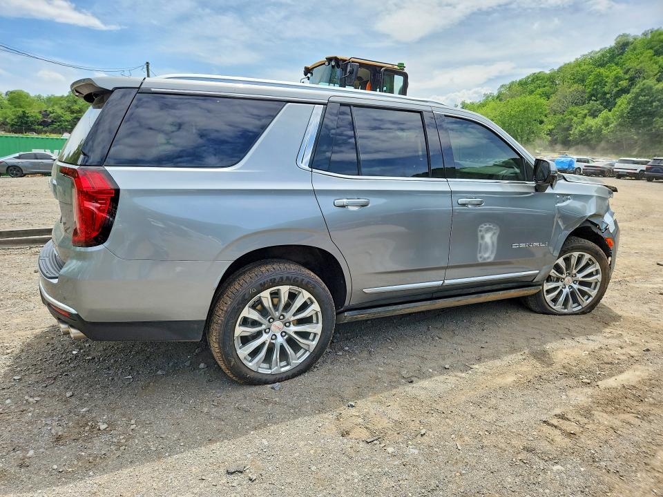 2024 GMC YUKON DENALI — Фото 3 из 13