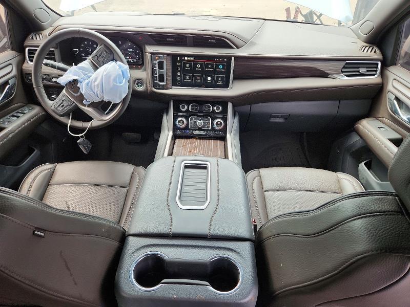 2024 GMC YUKON DENALI — Фото 8 из 13