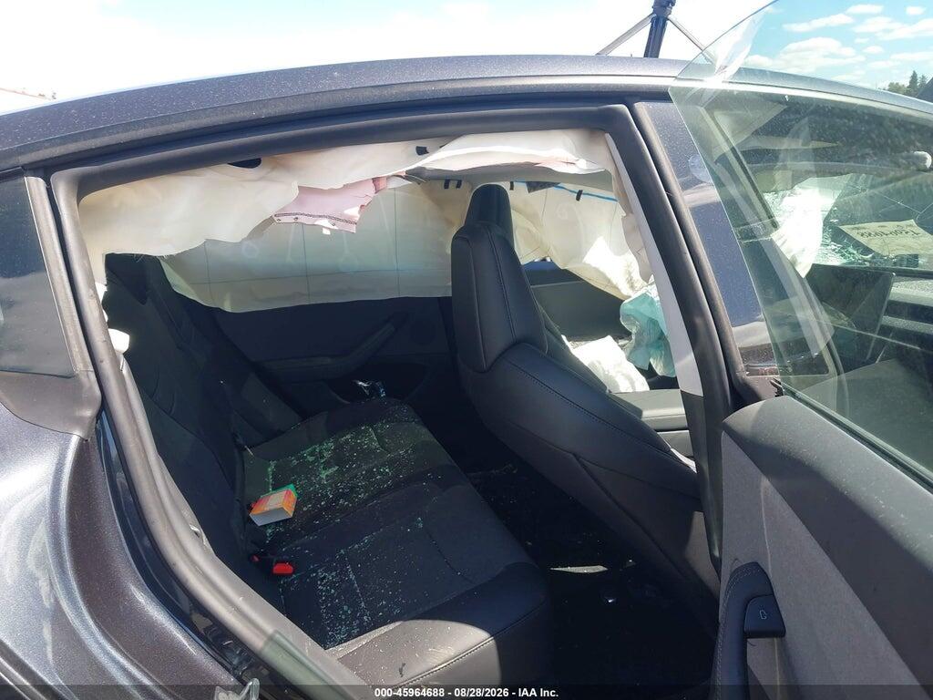 5YJ3E1EA5SF138286 2025 TESLA MODEL 3 photo no. 8