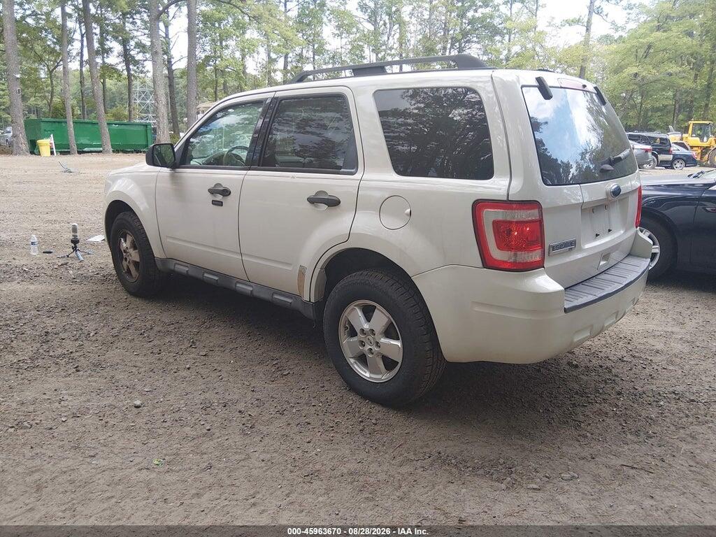 1FMCU9D77BKC11583 2011 FORD ESCAPE photo no. 3