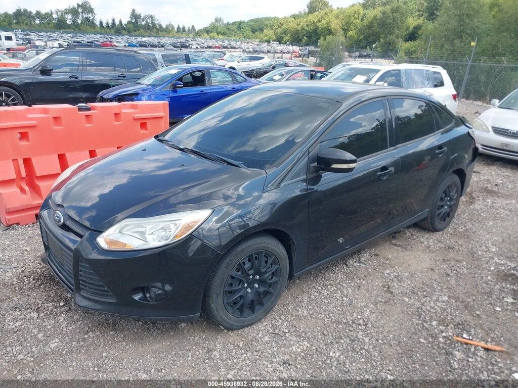 1FAHP3F21CL319232 2012 FORD FOCUS photo no. 2