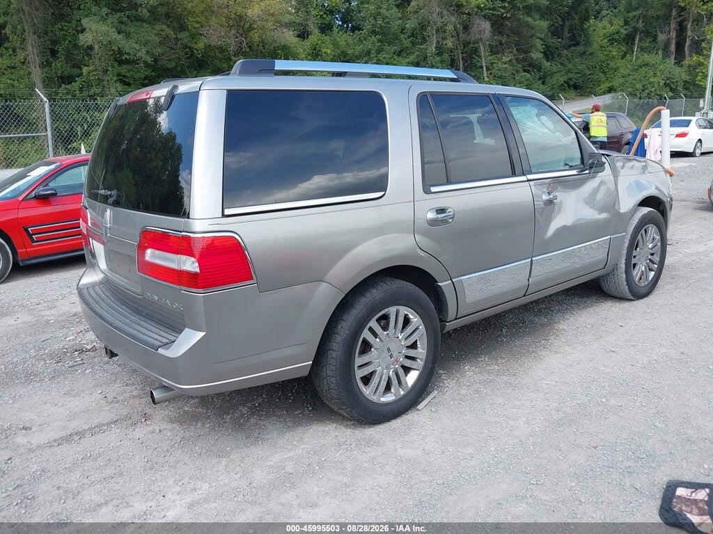 5LMFU28558LJ13651 2008 LINCOLN NAVIGATOR photo no. 4