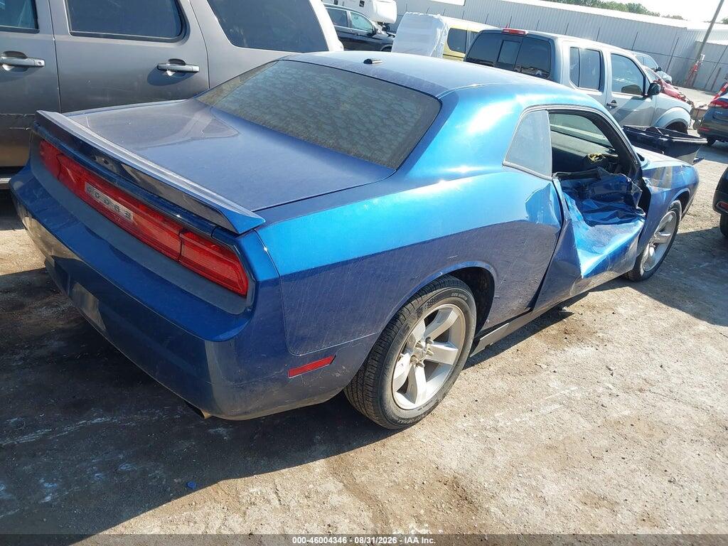 2B3LJ44V09H559176 2009 DODGE CHALLENGER photo no. 4