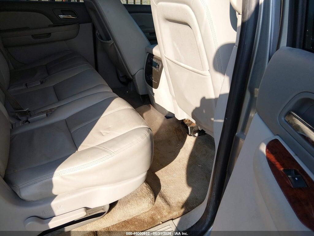 1GNFK26329R233105 2009 CHEVROLET SUBURBAN 1500 photo no. 8