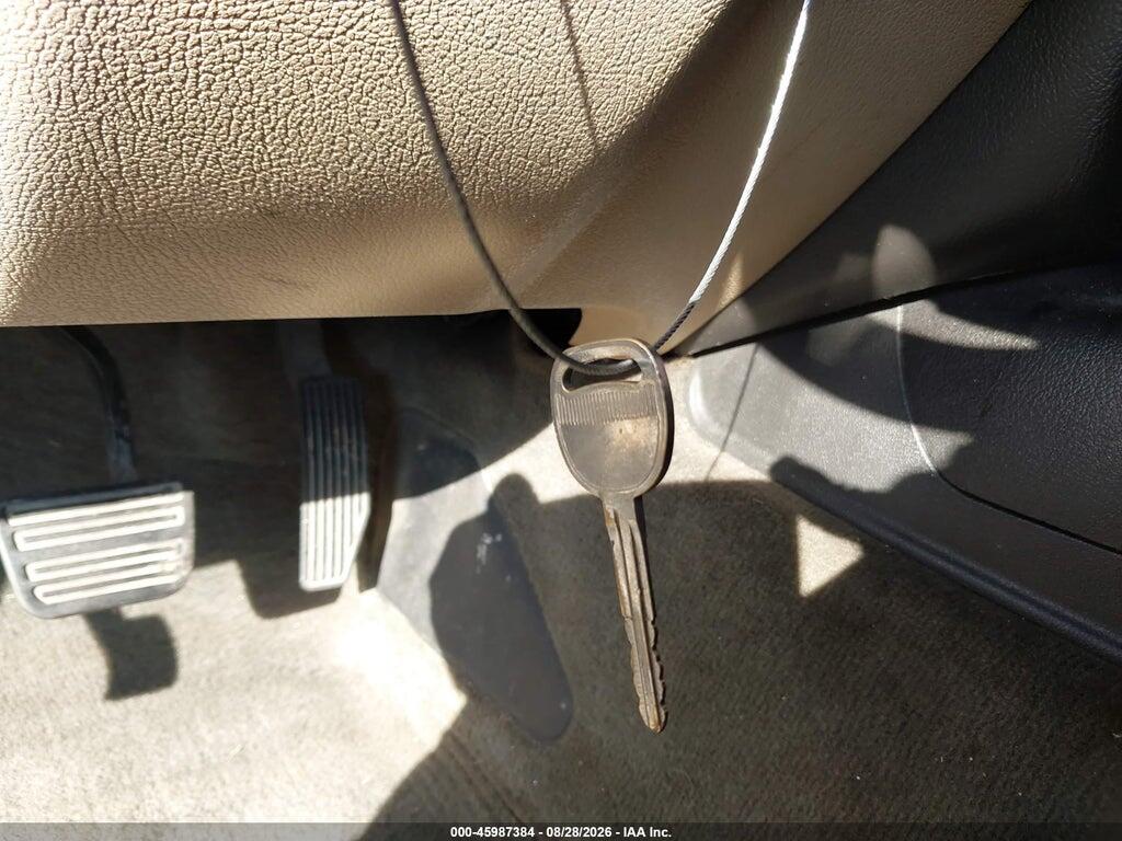 5GTEN13E388152333 2008 HUMMER H3 SUV photo no. 11