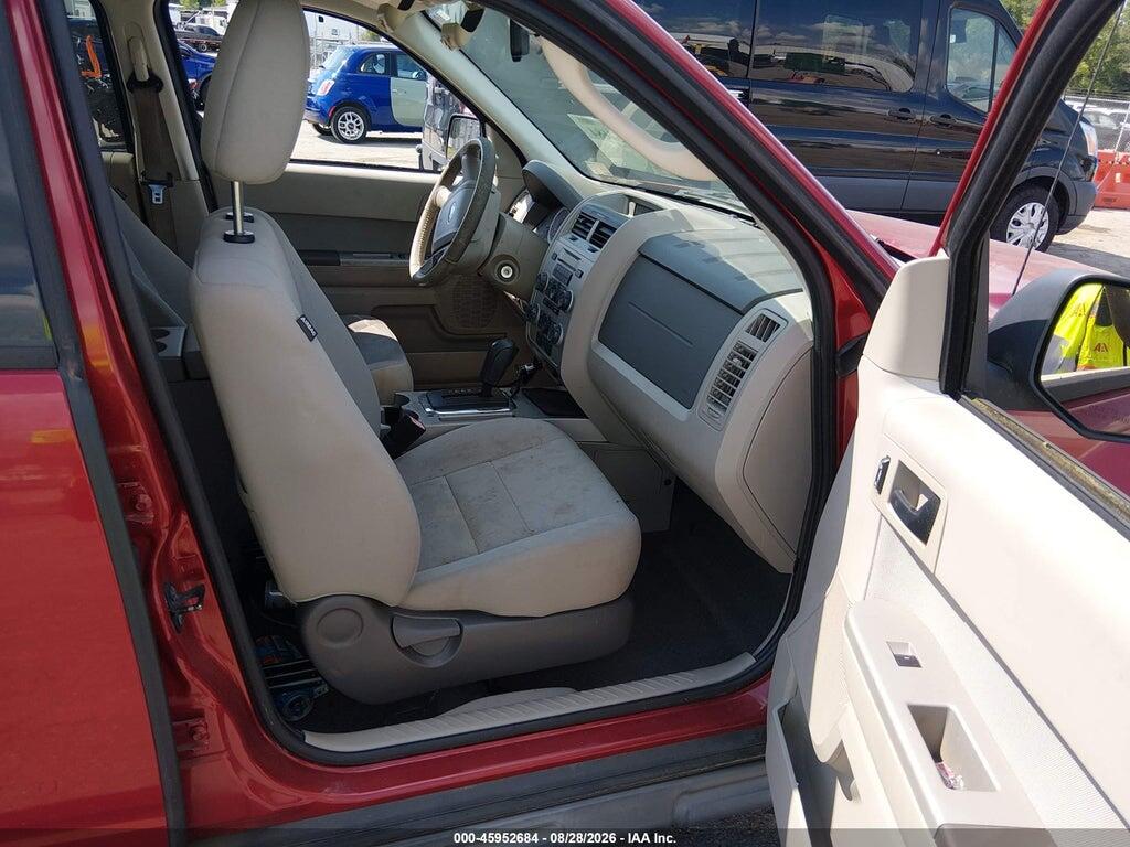 1FMCU0D79AKC82228 2010 FORD ESCAPE photo no. 5