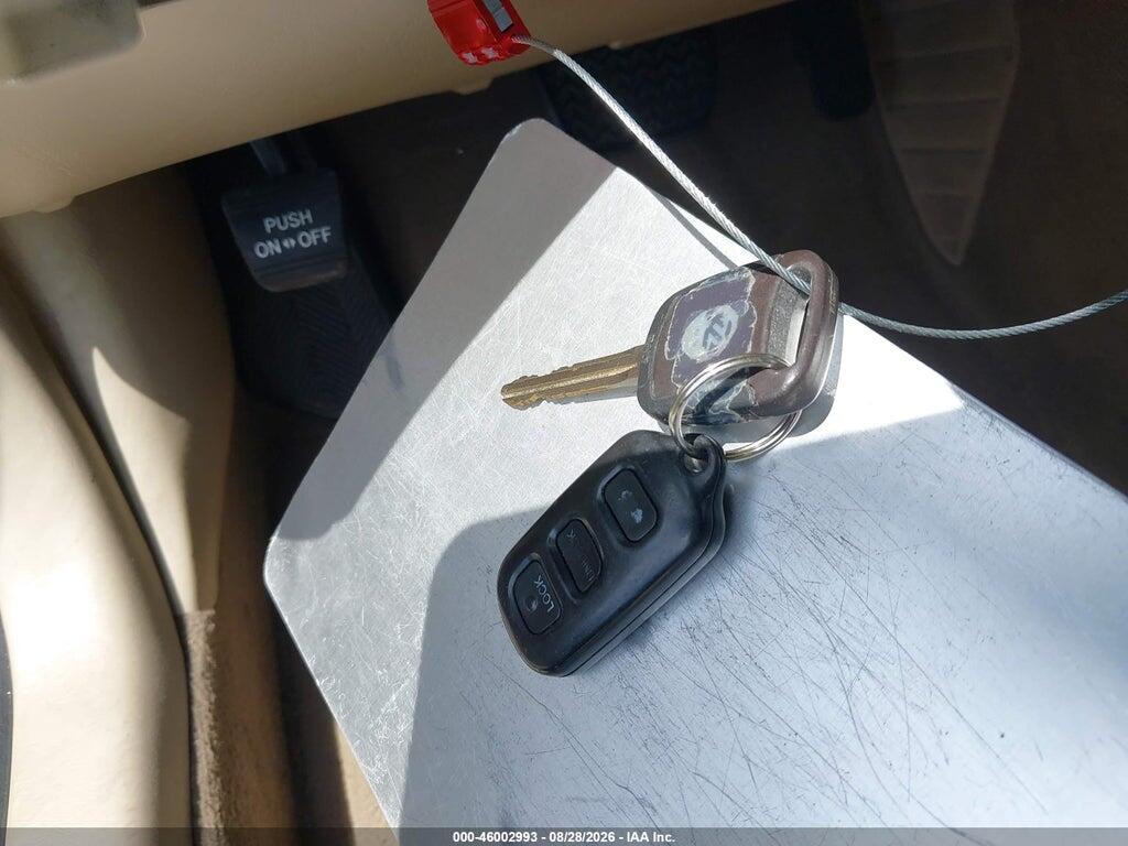 4T1BF28B02U212428 2002 TOYOTA AVALON photo no. 11