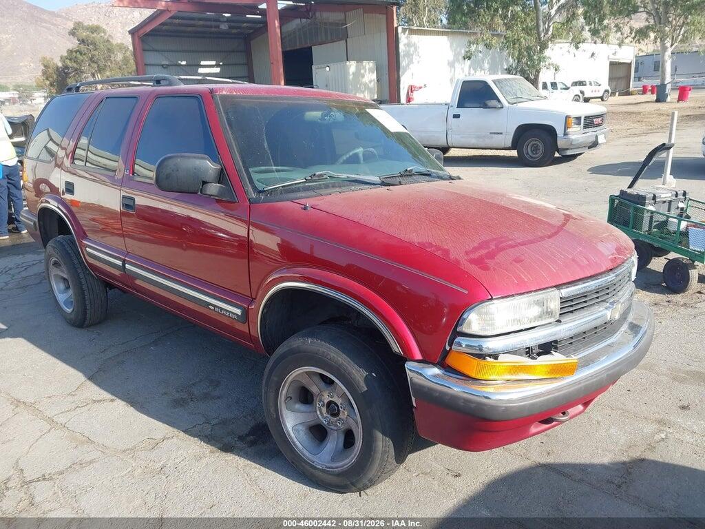 1999 CHEVROLET BLAZER 1GNDT13W0X2164210