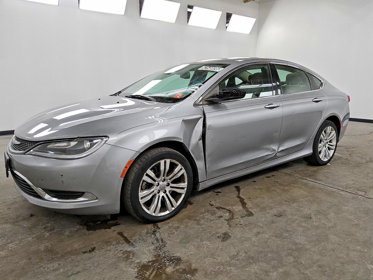 2015 CHRYSLER 200 1C3CCCAB2FN532582