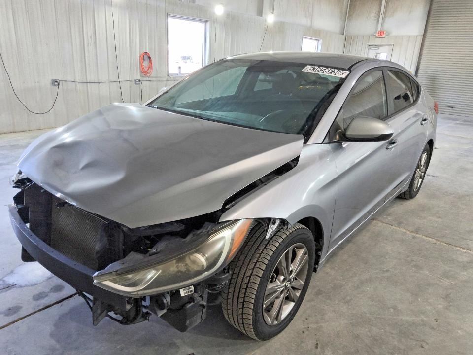2017 HYUNDAI ELANTRA 5NPD84LF2HH004406