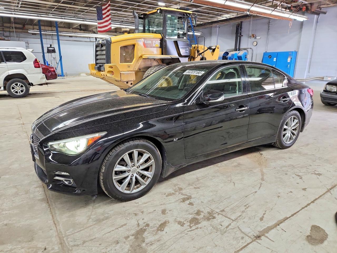 2015 INFINITI Q50 JN1BV7AR5FM390372
