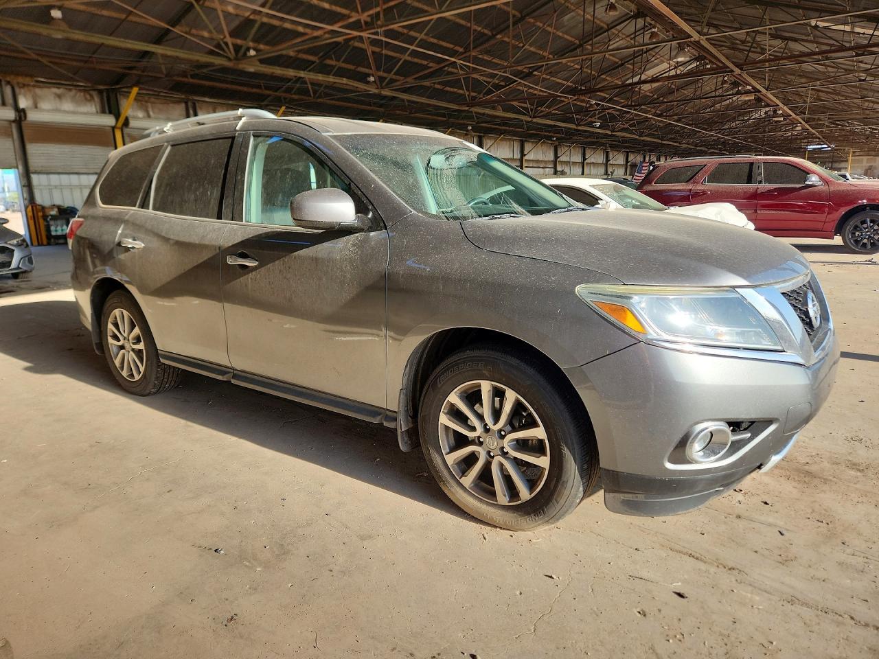 2016 NISSAN PATHFINDER SV — Фото 4 из 13