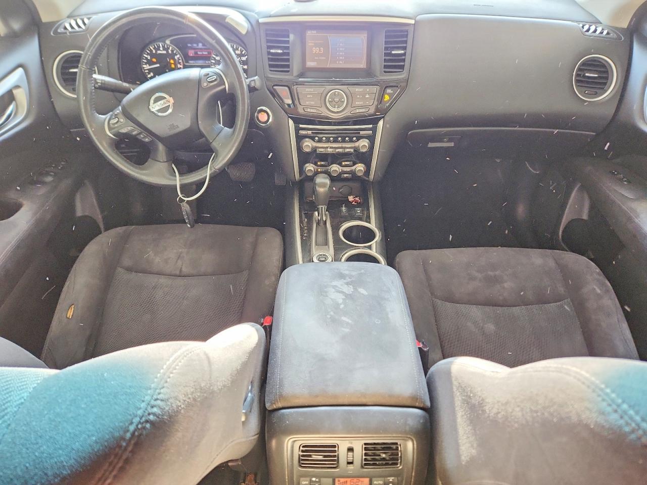 2016 NISSAN PATHFINDER SV — Фото 8 из 13