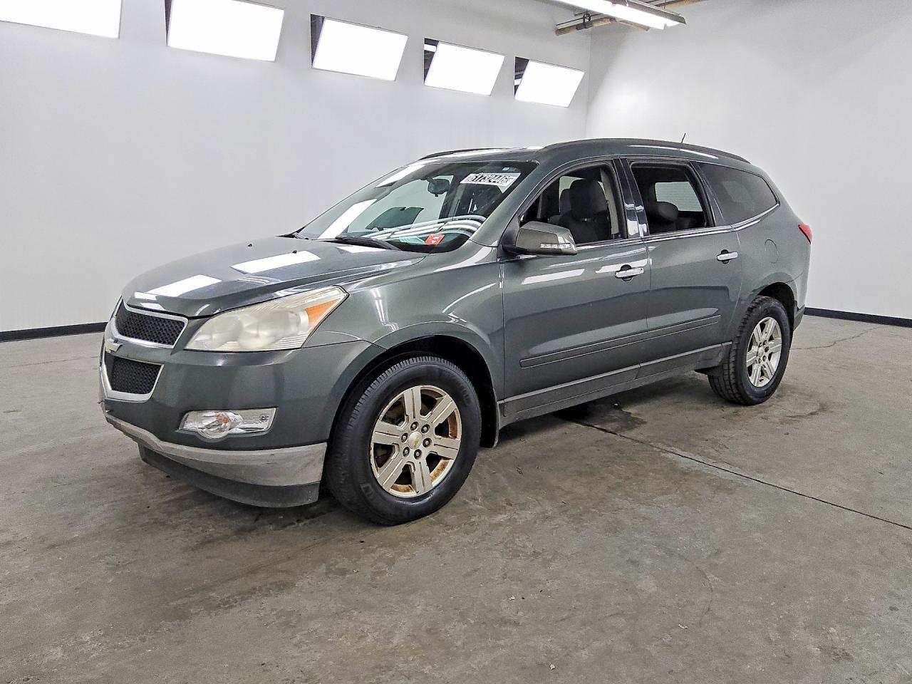 2011 CHEVROLET TRAVERSE 1GNKVGED3BJ251422