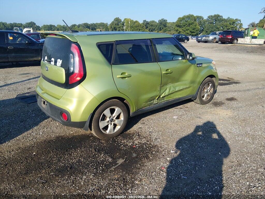 KNDJN2A26J7902744 2018 KIA SOUL photo no. 4