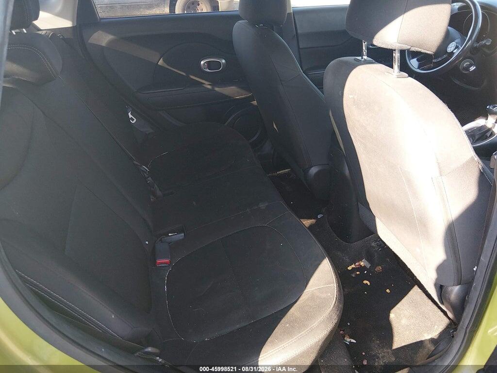 KNDJN2A26J7902744 2018 KIA SOUL photo no. 8
