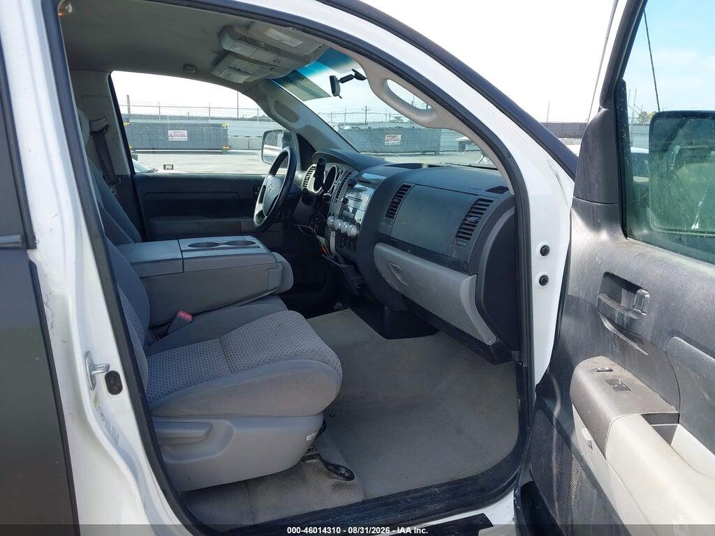 5TFRY5F16BX102474 2011 TOYOTA TUNDRA photo no. 5