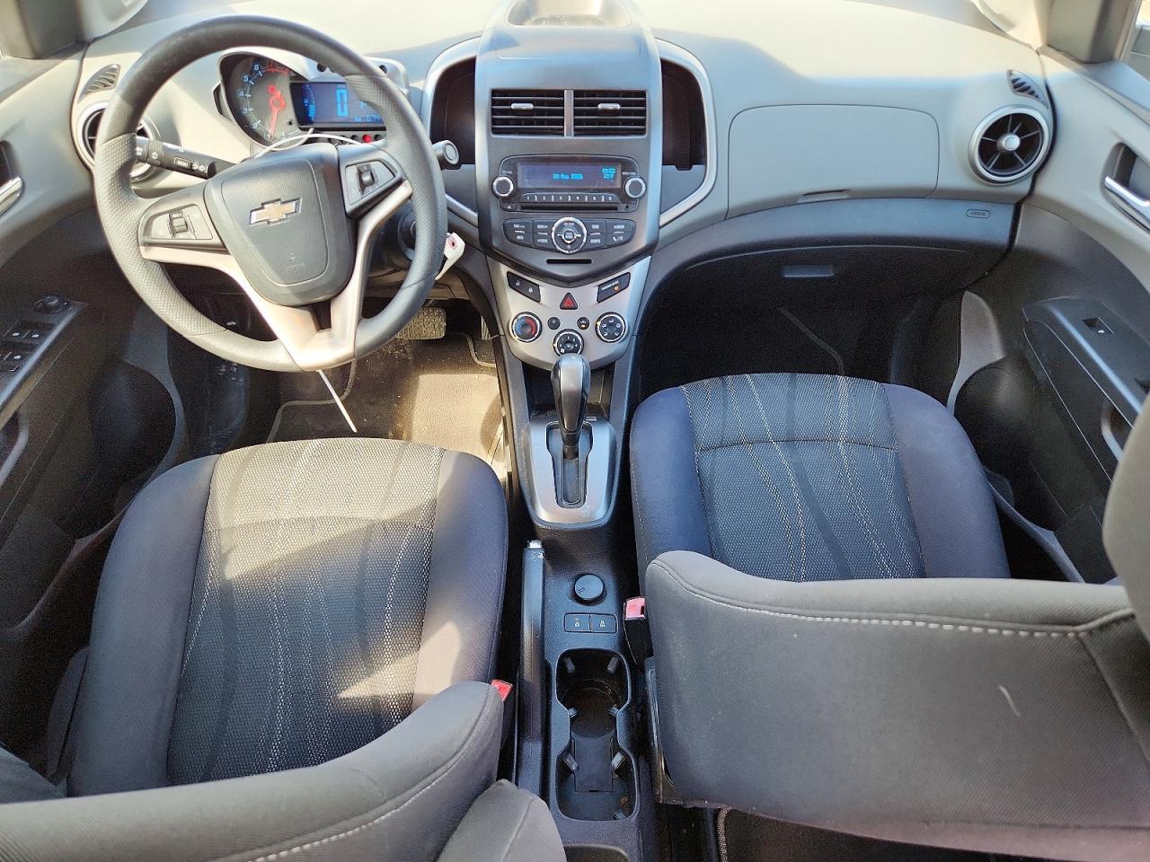 2013 CHEVROLET SONIC LT — Фото 8 из 12