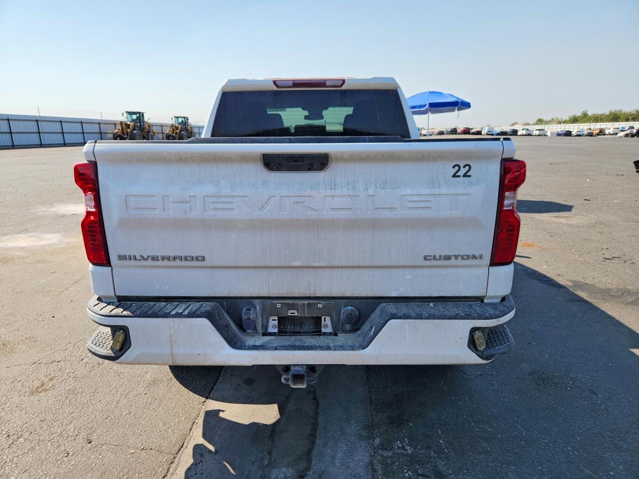 2023 CHEVROLET SILVERADO K1500 CUSTOM — Фото 6 из 12