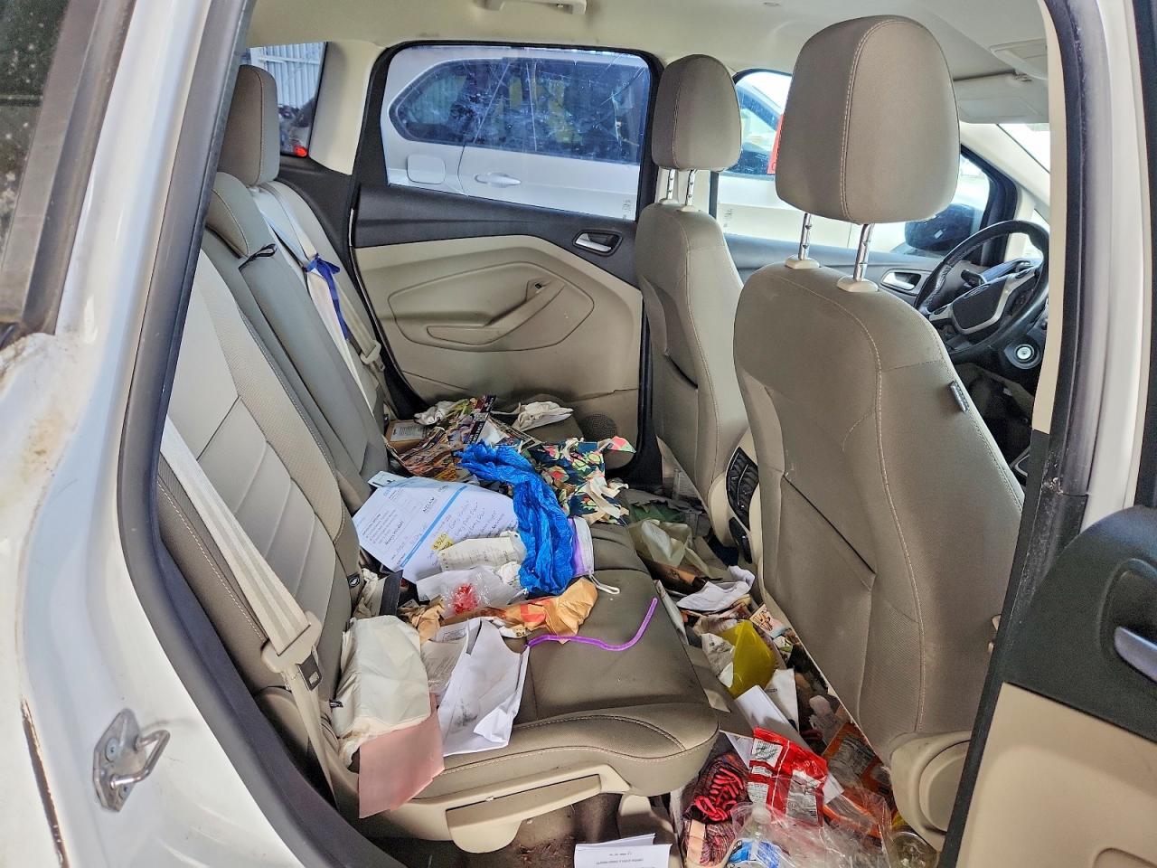 2013 FORD C-MAX SE — Фото 10 из 12