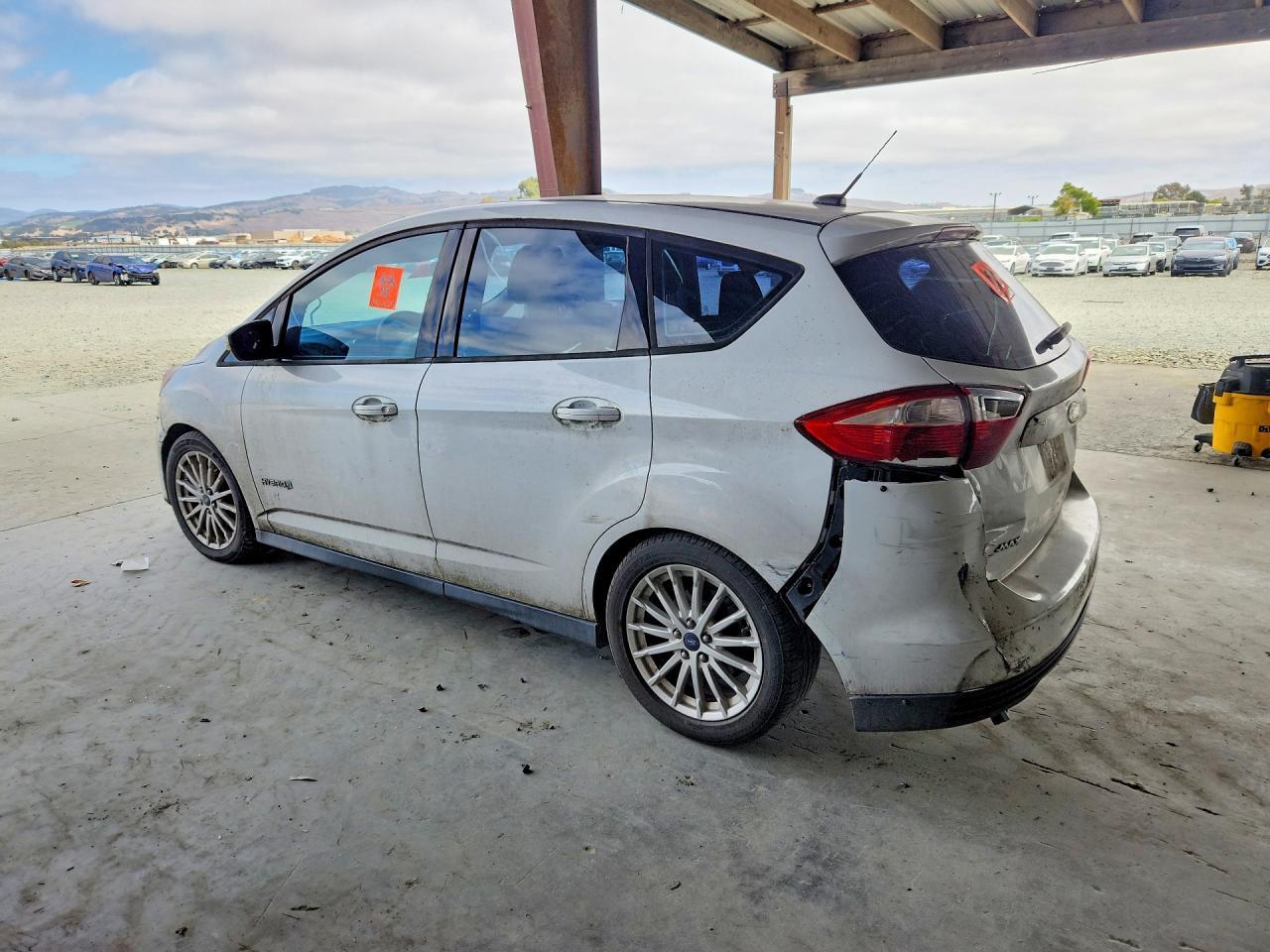 2013 FORD C-MAX SE — Фото 2 из 12