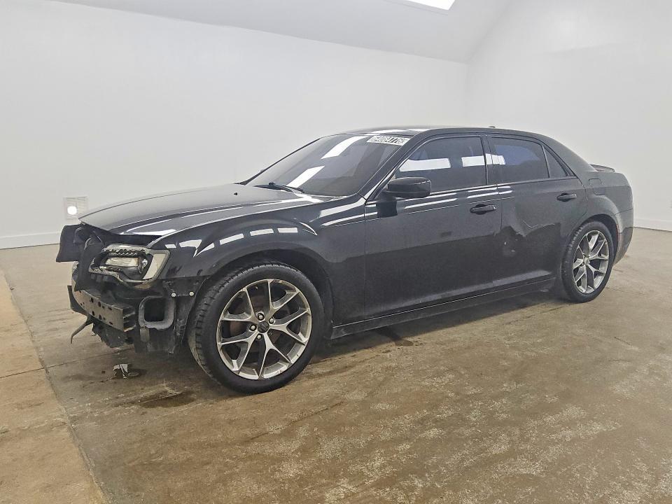 2019 CHRYSLER 300 2C3CCABG8KH533639